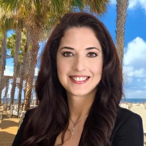 Lorisa Real Estate Agent